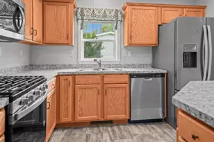 174 S Stark Hwy, Weare, NH 03281 - Photo 12