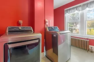 269 Orange St, Manchester, NH 03104 - Photo 32