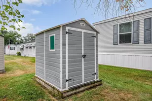 69 Caddy Dr, Salem, NH 03079 - Photo 20