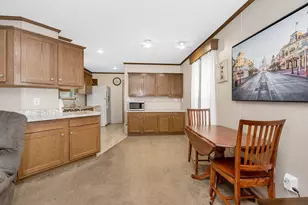 69 Caddy Dr, Salem, NH 03079 - Photo 6