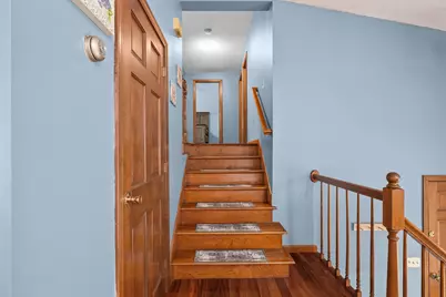 9 Plaza Avenue, Hudson, NH 03051 - Photo 8