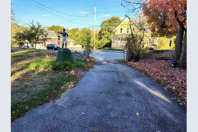 25 Laurel Street, Berlin, NH 03570 - Photo 34