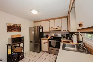 267 Winding Pond Rd, Londonderry, NH 03053 - Photo 10