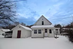 301 Redstone St, Conway, NH 03860 - Photo 2