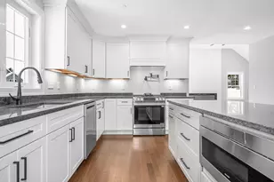 9 Cornstalk Ln, Pelham, NH 03076 - Photo 1