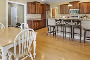 59 Hawthorne Drive, Auburn, NH 03032 - Photo 8