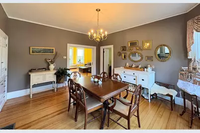 887 Chestnut Street, Manchester, NH 03104 - Photo 12