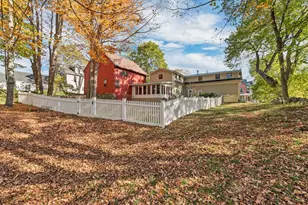 108 Center St, Wolfeboro, NH 03894 - Photo 6