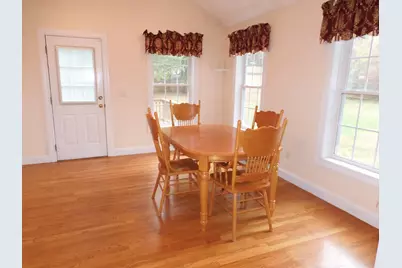 27 Martins Ferry Road, Hooksett, NH 03106 - Photo 8