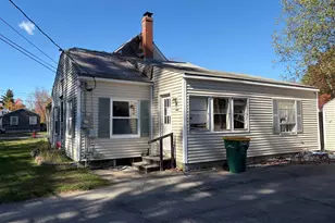 96 Salmon Falls Rd, Rochester, NH 03868 - Photo 4