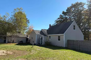 96 Salmon Falls Rd, Rochester, NH 03868 - Photo 6