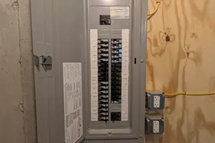 4 Sheldon Rd, Derry, NH 03038 - Photo 12