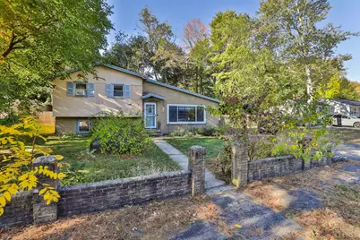 17 Herrick Street, Nashua, NH 03060 - Photo 2