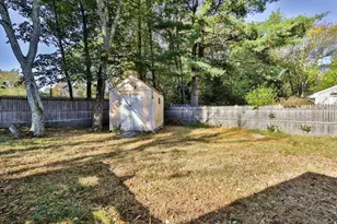 17 Herrick St, Nashua, NH 03060 - Photo 4
