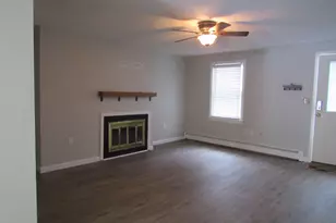 169 Fieldstone Dr, Londonderry, NH 03053 - Photo 10