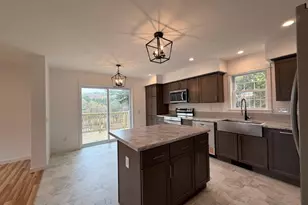 9 Dove Ln, Canaan, NH 03741 - Photo 4