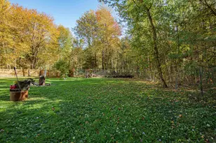 43 Maple Ave, Newton, NH 03858 - Photo 34