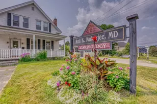 134 Cottage St, Littleton, NH 03561 - Photo 6