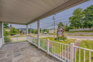 134 Cottage St, Littleton, NH 03561 - Photo 8