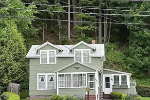 184 Hazen St, Hartford, VT 05001 - Photo 2