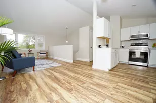 42 Woodfield St, Nashua, NH 03062 - Photo 14