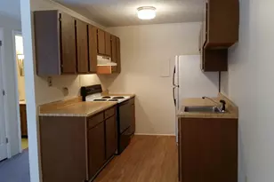 204 Mechanic St, Lebanon, NH 03766 - Photo 2