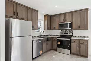 71 Carla Ct, Campton, NH 03223 - Photo 2