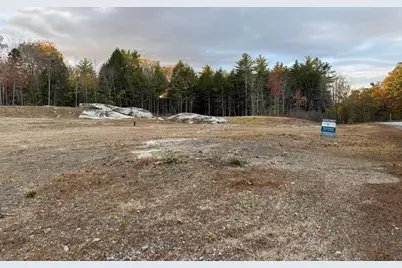 571 Nh Route 104, New Hampton, NH 03256 - Photo 2