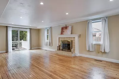 759 Cohas Avenue, Manchester, NH 03109 - Photo 8