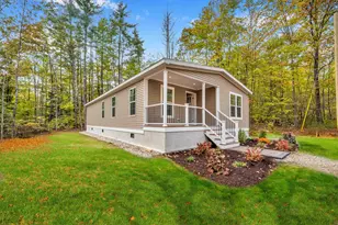 118 Champion Hill Rd, Effingham, NH 03882 - Photo 1