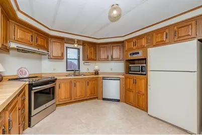 22 Cherokee Way, Rochester, NH 03867 - Photo 32