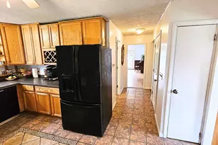 215 Elm Hill St, Springfield, VT 05156 - Photo 10