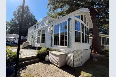 24 Dock Road #18, Gilford, NH 03249 - Photo 4