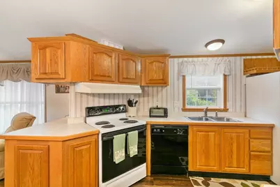 38 Rosemary Street, Salem, NH 03079 - Photo 14