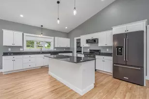 5 Midmark Ln, Concord, NH 03301 - Photo 2