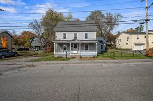 93 Pleasant St, Littleton, NH 03561 - Photo 2