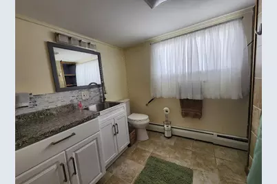 7 Memorial Drive, Claremont, NH 03743 - Photo 16
