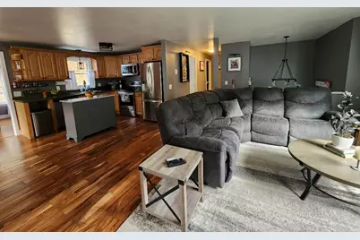 7 Memorial Drive, Claremont, NH 03743 - Photo 6