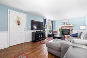 56 Whittier St, Newton, NH 03858 - Photo 12