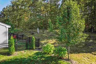 134 Emerald Ln, Dover, NH 03820 - Photo 36