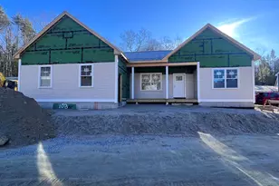 103 Seaverns Bridge Rd, Merrimack, NH 03054 - Photo 2