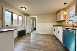 32 Pleasant St, Greenville, NH 03048 - Photo 20