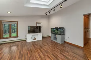 10 Winterberry Dr, Amherst, NH 03031 - Photo 6