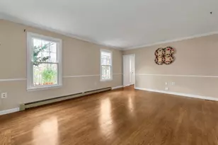 10 Winterberry Dr, Amherst, NH 03031 - Photo 10