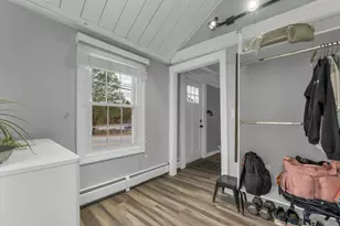 15 Robert Rogers Rd, Dunbarton, NH 03046 - Photo 14