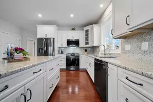 50 Blackstone Dr, Raymond, NH 03077 - Photo 6