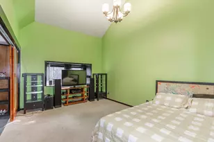 68 Jarvis St, Windsor, VT 05089 - Photo 6