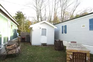 11 Dublin St, Gorham, NH 03581 - Photo 4