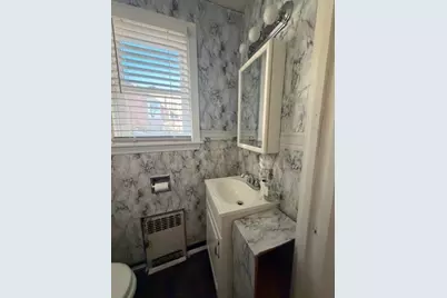 213 Hillside Avenue, Berlin, NH 03570 - Photo 24