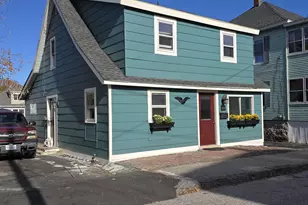 122 Sessions St, Berlin, NH 03570 - Photo 2